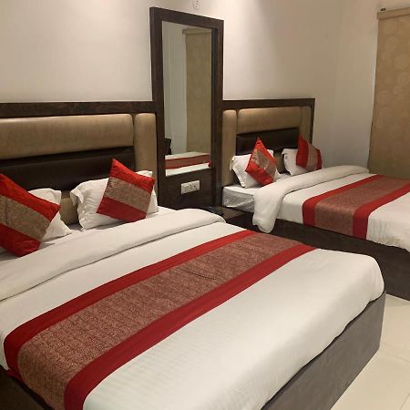 Hotel Sb Residency Amritsar Exteriör bild
