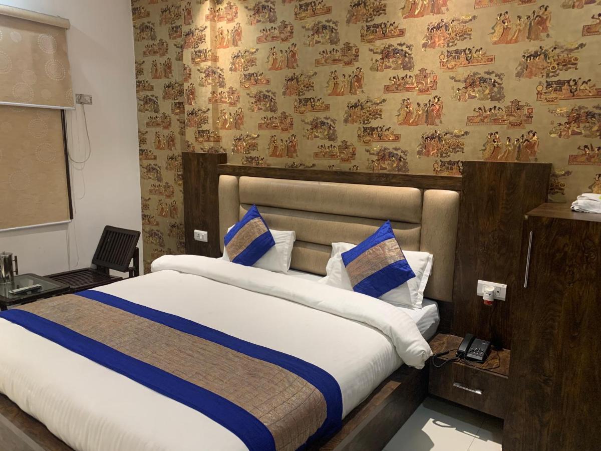 Hotel Sb Residency Amritsar Exteriör bild