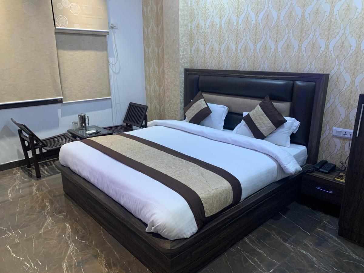 Hotel Sb Residency Amritsar Exteriör bild