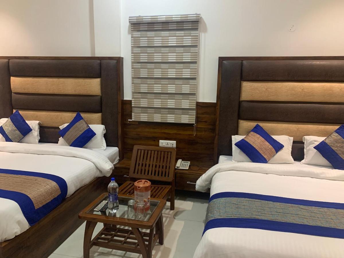 Hotel Sb Residency Amritsar Exteriör bild