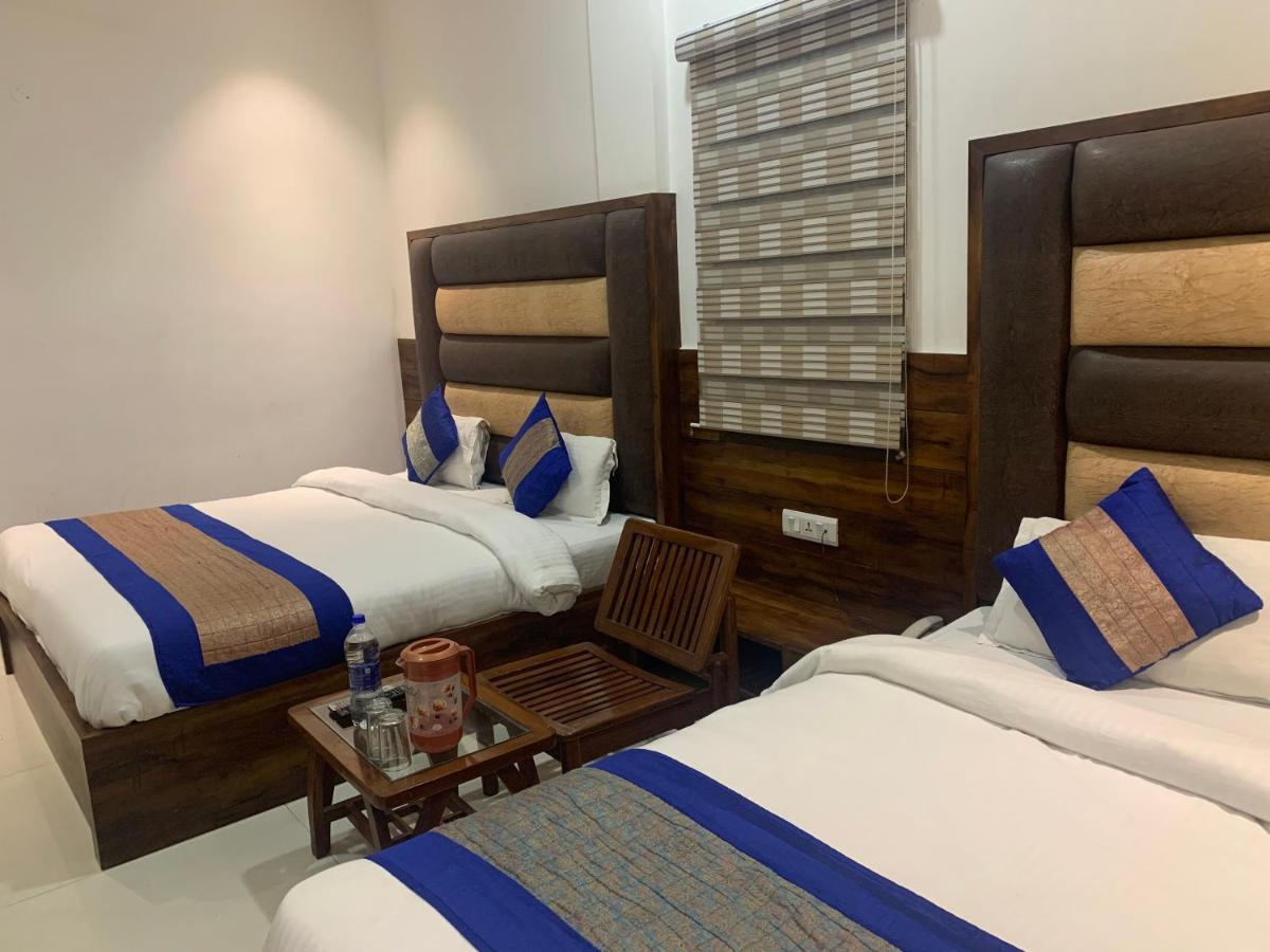 Hotel Sb Residency Amritsar Exteriör bild