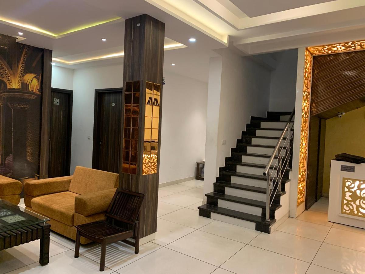 Hotel Sb Residency Amritsar Exteriör bild