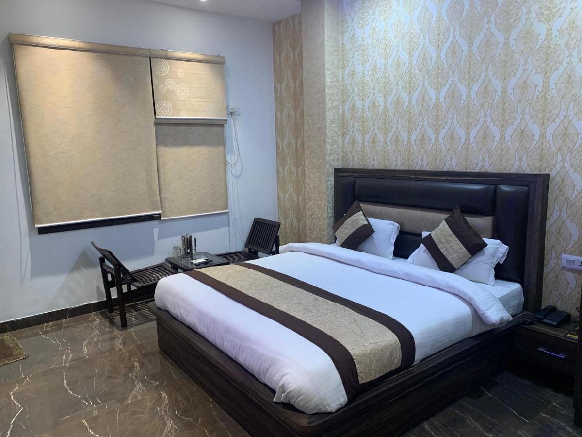 Hotel Sb Residency Amritsar Exteriör bild