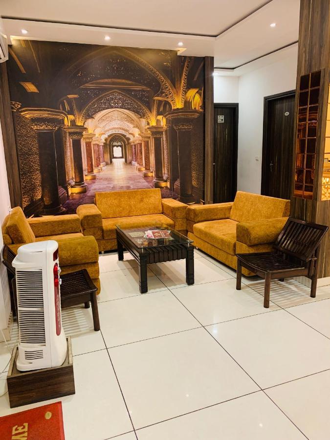 Hotel Sb Residency Amritsar Exteriör bild