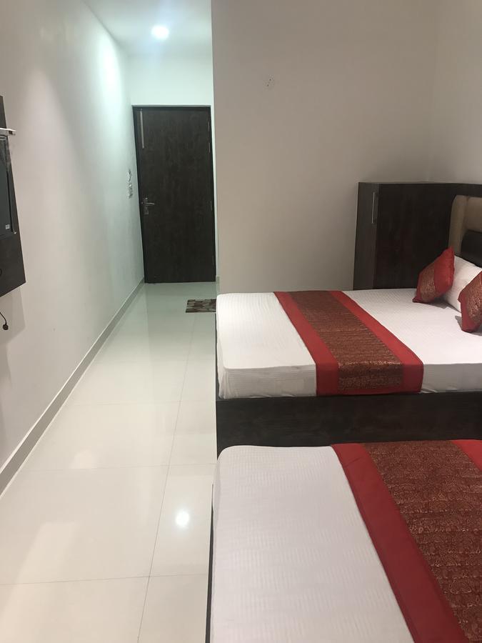 Hotel Sb Residency Amritsar Exteriör bild