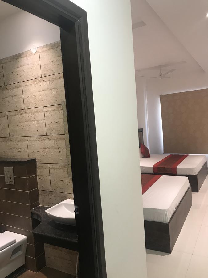 Hotel Sb Residency Amritsar Exteriör bild